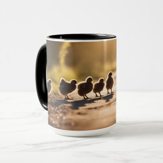 Een moederkip en haar kuikens mok (Voorkant links)