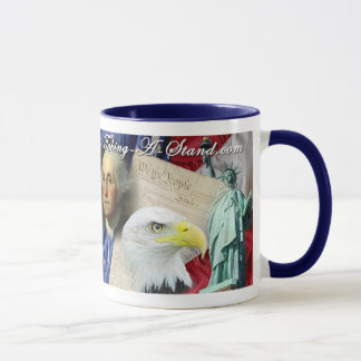 Een Mok met een standaard koffie nemen