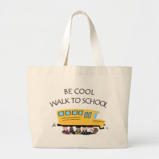 een mooie wandeling naar school grote tote bag