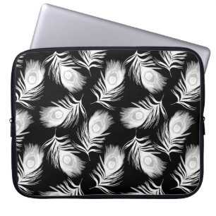 Een naadloos decoratief patroon met een mooie pauw laptop sleeve