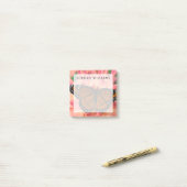 Een Nabootsing Van De Monarchvlinder Post-it® Notes (Op bureau)