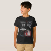 Eén natie onder God Trump 2024 God Amerikaanse vla T-shirt (Voorkant volledig)