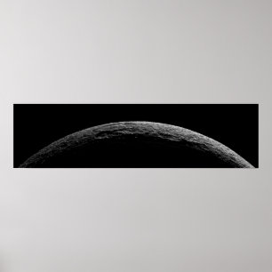 Een onecht landschap van de maan van Saturnus Poster