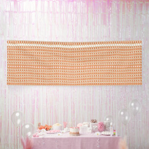 Een oranje en witte gestreepte achtergrond met kle spandoek
