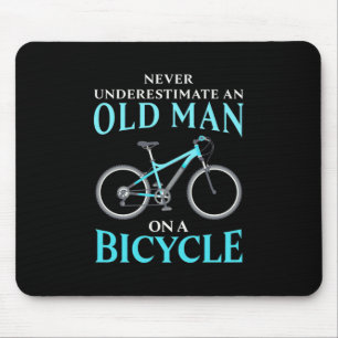 Een oud Man op een fiets Muismat