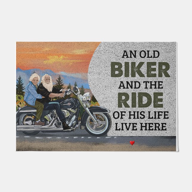 Een oude fietser en de ride van zijn leven deurmat (Voorkant)
