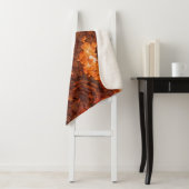 Een oude roestkleurige vlek op het oppervlak sherpa deken (In situ)