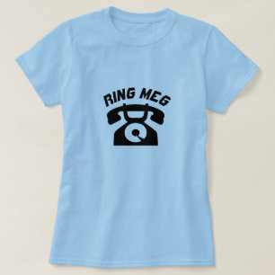 Een oude telefoon met tekstRingmeg T-shirt