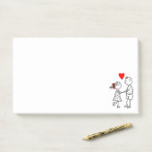 Een paar artikelen waar je van houdt post-it® notes (Op bureau)