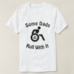 Een paar Dads draaien er mee... met rolstoel en pi T-shirt