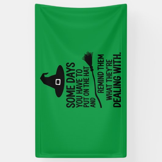 Een paar dagen moet je het Pet halloween aandoen Spandoek (Verticaal)