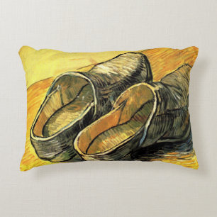 Een paar leren klompen van Vincent van Gogh Accent Kussen