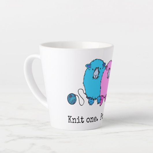 Eén paars, één schattig gepersonaliseerd schaap latte mok (Linkerhoek)