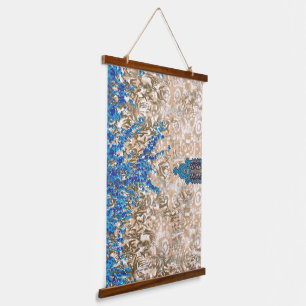 Een  paisleymotief in blauw en bruin, display hangend wandkleed