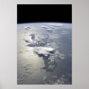 Een panoramisch uitzicht van het eiland Hispaniola Poster