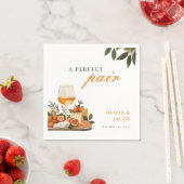 Een perfect paar wijn- en kaasfeest voor verloofde servet (Insitu)
