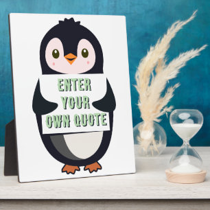 Een pinguïn die een bord vasthoudt met aanpasbare fotoplaat
