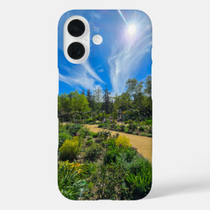 Een prachtig lentelandschap in de tuin iPhone 16 hoesje