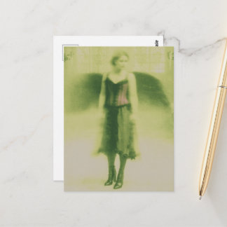 Een prachtige gotische engel nepvintagefotografie briefkaart