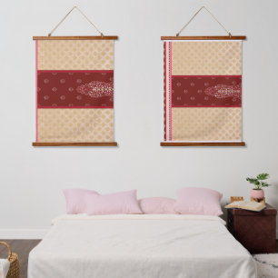 Een prachtige Indiase trouwjurk versierd met prach Hangend Wandkleed