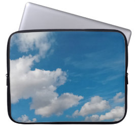 Een reeks wolken laptop sleeve