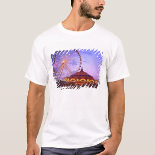 Een reuzenrad en draaimolen bij de Navy Pier in T-shirt