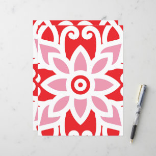 Een rood-wit patroon met een bloem erop