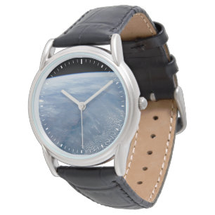 Een rookpluim boven tropisch zuidelijk Afrika. Horloge