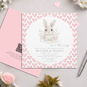 Een Roze QR Code Baby Shower met een Konijntje Kaart