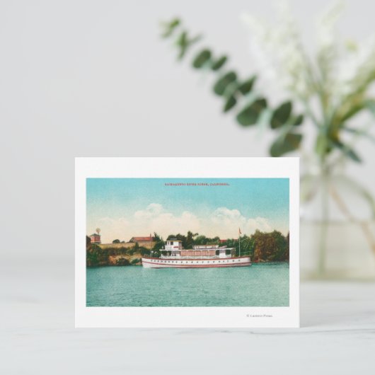 Een Sacramento River Scene met een Riverboat Briefkaart (Staand voorkant)