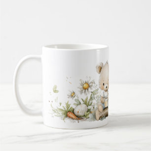 Een schattige beer in een bloemenweide met een pot koffiemok