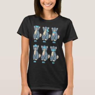 Een schattige kat laat de studenten zien hoe ze he t-shirt