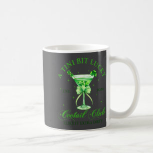 Een shirt een beetje geluksclub St Koffiemok