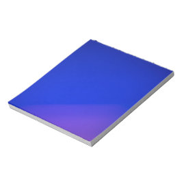 Een slank, glanzend, blauw verloop notitieboek notitieblok