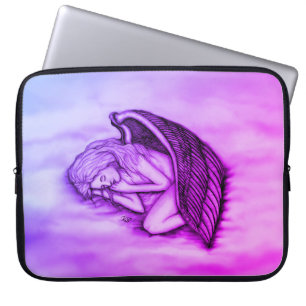 Een slapende engel op de wolken van de hemel laptop sleeve