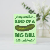 Een soort uitnodiging van een Big Dill Pickle Part (Staand voorkant)