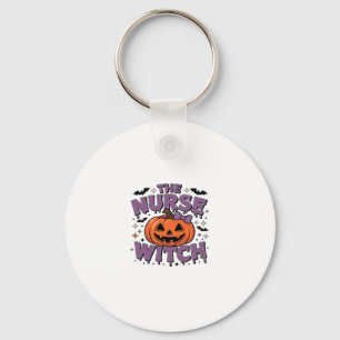 Een speels ontwerp met een pompoenheks met een sleutelhanger