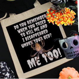Een spin wraak Halloween Tote Bag