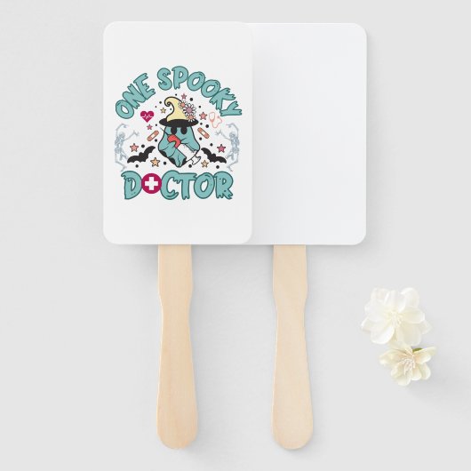 Een Spooky Doctor, schattige halloween dokter, ske Handwaaier (Voorkant en achterkant)