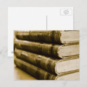Een stapel oude boeken briefkaart (Voorkant / Achterkant)