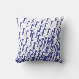 Een stapel pinguïns kussen