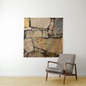 Een stenen muur gemaakt van cobblestenen achtergro wandkleed (In situ)