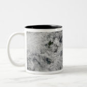 Een storm over Nieuw-Zeeland Tweekleurige Koffiemok (Links)