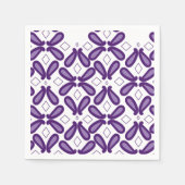 Een symmetrisch patroon met witte en paarse m servet (Voorkant)