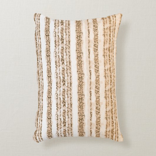 Een  textielontwerp met sinaasappel en wit accent kussen (Voorkant(Verticaal))