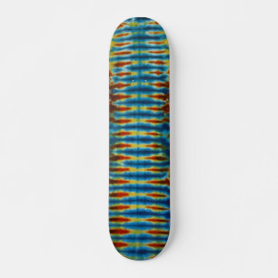 Een Tie Dye Skateboard Vert Stripe