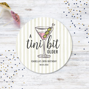 Een Tini Beetje Ouder Pink Martini Cocktail Verjaa Ronde Kartonnen Onderzetter