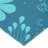 Een trendy cyaankleurige bloemendesign tafelkleed (Gekanteld)