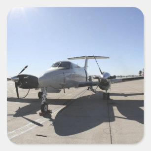 Een UC-12F King Air-vliegtuig Vierkante Sticker