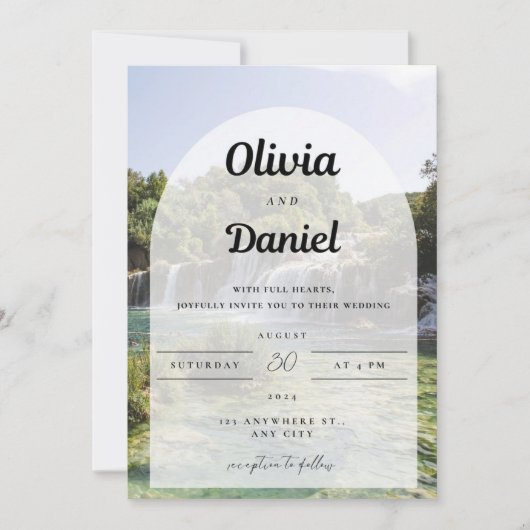 Een uitnodiging met de achtergrond van natuurlijk  (Voorkant)